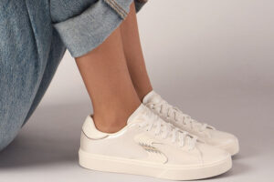 someone wearing Sketchers